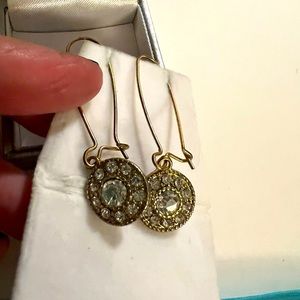 3 for $20  Bundle any 3 items priced $15 and under and get them for $20🛍️🛍️🛍️